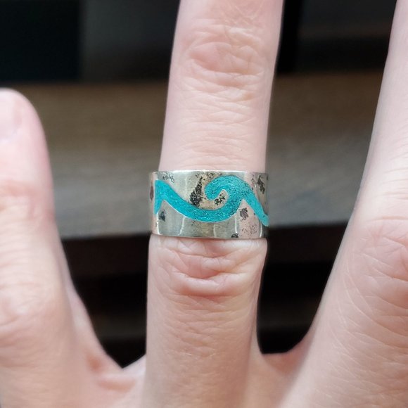 Size 6 925 Sterling Silver Wavy Inlay Heavy Tarnished Ring - Picture 1 of 6